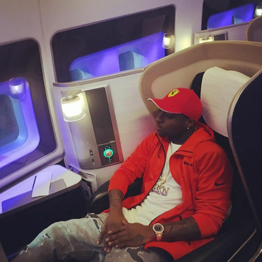 Davido Looking Fresh As He Jets Off To London